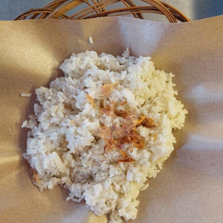 Telur Dadar Bakar menu Warung Pojok Spesial Penyet Pak Manda, Pusponjolo Selatan