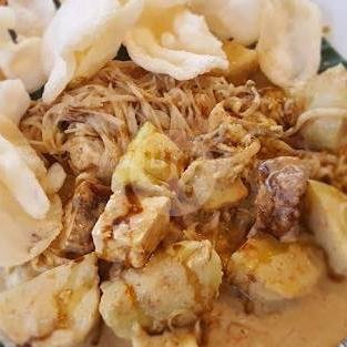 Lotek Matang + Lontong menu Lotek Nene, Riung Hegar