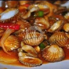 Cumi Saus Balado menu Kerang Ema Cia, Koja