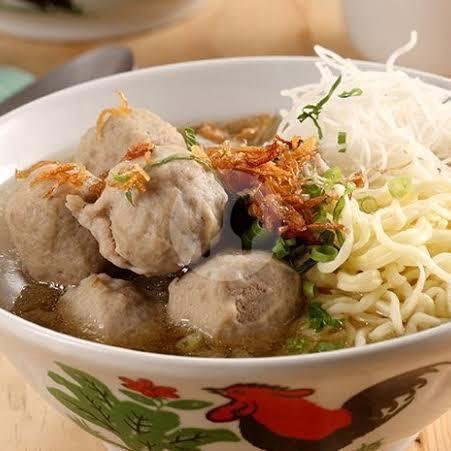 Bakso Pak Kamto: Surga Mie Ayam dan Bakso di Ruko Plaza Muntilan