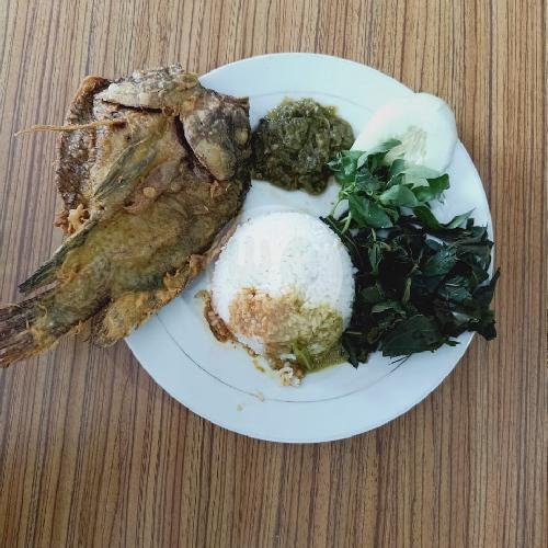 Nasi + Telur menu Padang Murah Masakan Padang, Ketintang