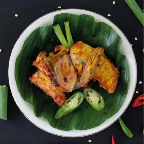 Ayam Telor menu Restoran Simpang Raya, Surabaya