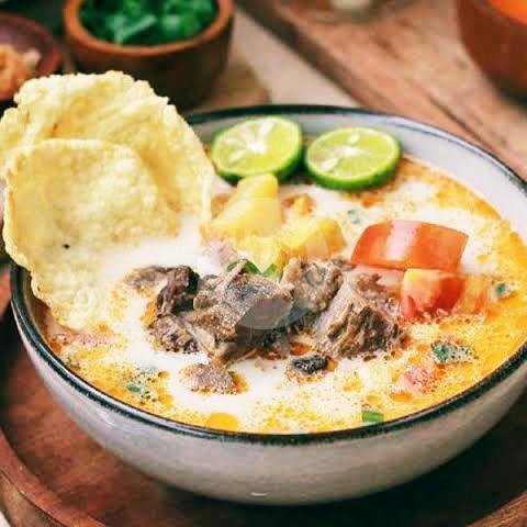 Tongseng Ayam Rempah TANPA MSG menu Sop Janda Dan Penyetan Bu Sum, Jatinegara