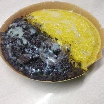 Pandan Keju + Jagung menu Martabak Mustika Sari, Margacinta