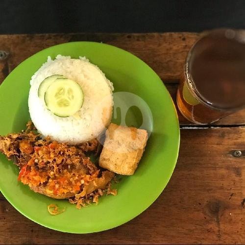 Nasi Ayam Geprek Ngaglik Original (Paling Laku) menu Ayam Geprek Ngaglik (Catmilk), Batu