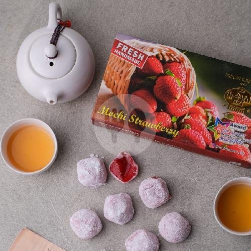 Mochi Spesial Strawberry menu Mochi Kaswari Lampion, Sukabumi Kota