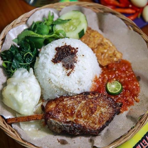 Nasi Panggangan menu Sego Sambel Cak RI, Wonokromo