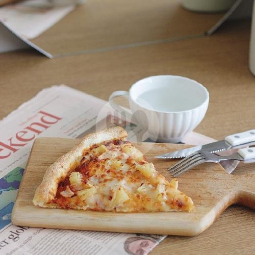 Meat Munchers menu Pizza Pezzo, Kuningan City