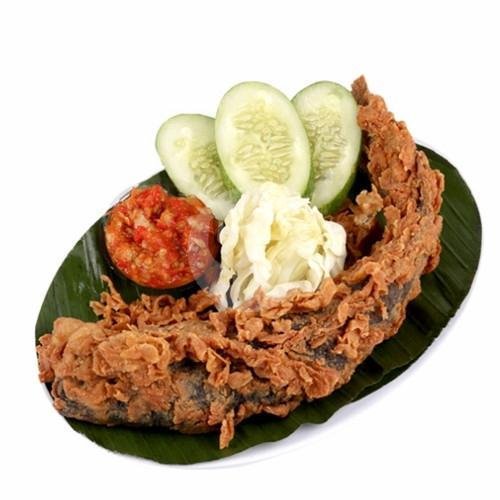 Lele Krispy Nasi 911 menu Geprek 911, Cabang Pasar Baru
