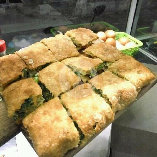 Martabak Telur Campur (1 + 1) menu Martabak You Win, Belakang kantor KPU