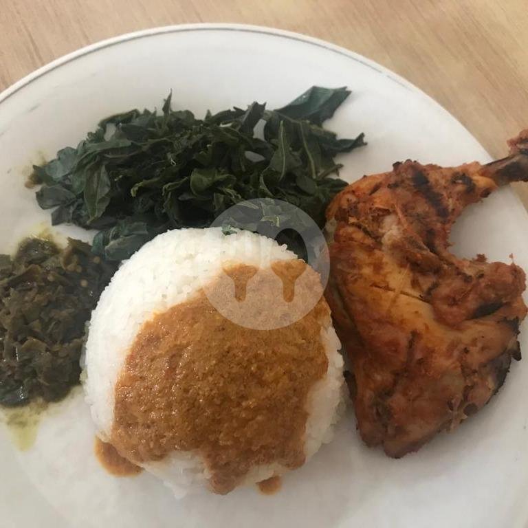 Lele Goreng Bungkus menu Rumah Makan Murah Meriah Masakan Padang, Nusa Indah
