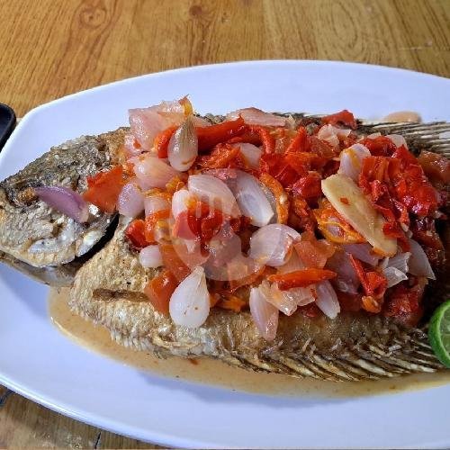 Ca Kangkung Udang menu Restoran Empal Gentong, Kemang Pratama Bekasi