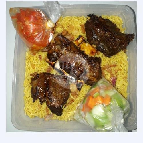 Nasi Maqlubah Kambing Tampah+ekstra Nasi 300gr menu Warung Kebuli Al-Hayat, Pinang