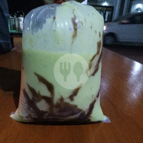 Review Menarik Restoran Fruit n’ Co: Surga Buah di Gresik