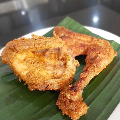 Ayam Rendang menu Sari Rendang, Wolter Monginsidi