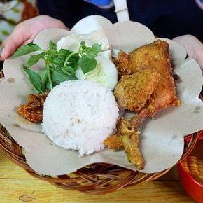 Nasi Ayam Rica Rica Kemangi menu Warung Nasi Mbak Mar, Cipedes Selatan