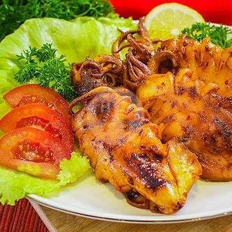 Cumi Goreng menu Sie Jeletot, Sasakgantung