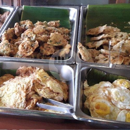 Telor Dadar menu Pecel Gudeg 'Bu Yuli', Manyar