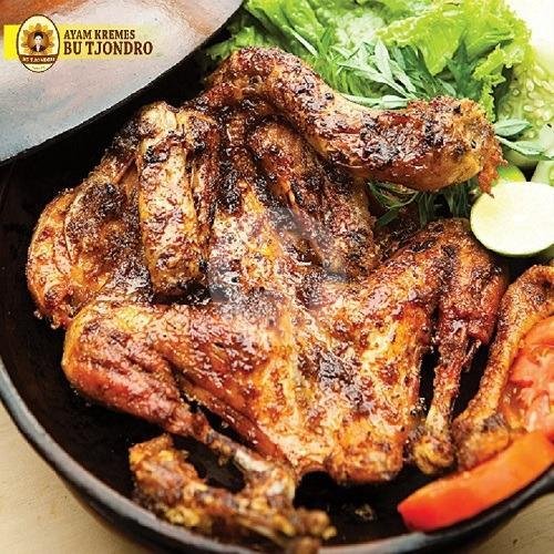 1/2 Ekor Ayam Bakar Negri menu Ayam Kremes Bu Tjondro, Bintaro