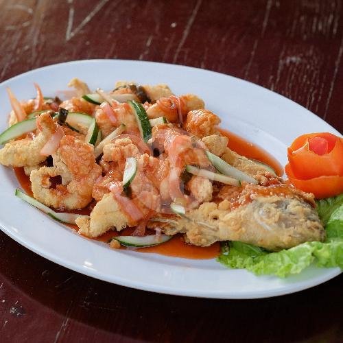 Review Restoran Kampoeng Iwak: Suasana Cozy dengan Menu yang Perlu Bumbu Cinta Review Restoran Kampoeng Iwak: Suasana Cozy dengan Menu yang Perlu Bumbu Cinta