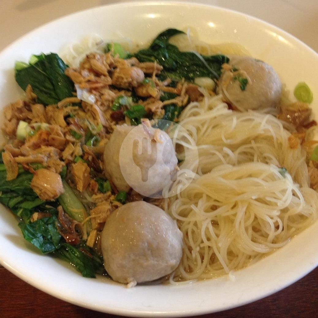 1/2 Bihun Baso menu Mie Baso dan Nasi Goreng Abas, Cihideung