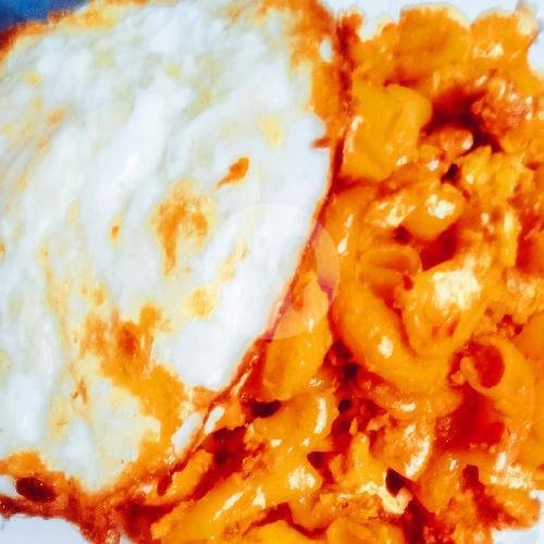 Macaroni Kering Dobel Telor menu Macaroni Squad, Dewisartika