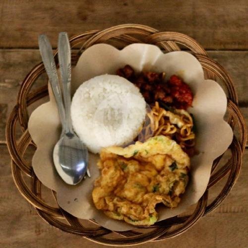Nasi Telur Balado menu Warmindo Mabar UMS, Tanuragan