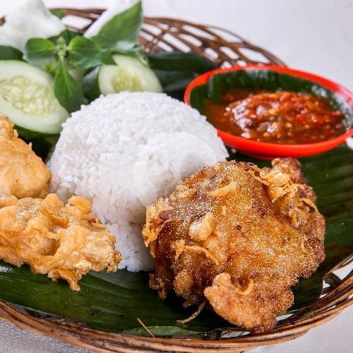 Paket Lele Bakar menu Ayam Bakar Madu Bu Elly - Sukorejo