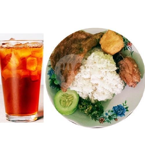 Paket + Es Teh Manis menu Warung Nasi MM, Yudhanegara