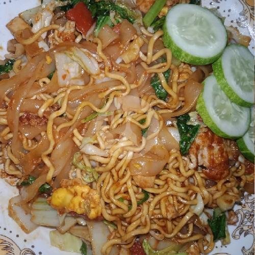 Mie TekTek Goreng Baso menu Nasgor Intan 2, Cingcin Permata Indah