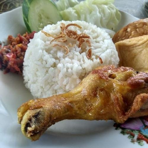 Nasi  Tempong Telur Dadar menu Pangsit Mie Malang Mas Bro, Sukoharjo Kota