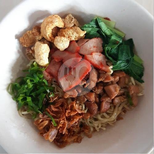 Kwetiaw Medan menu Bakmie Medan Family, Medan Satria