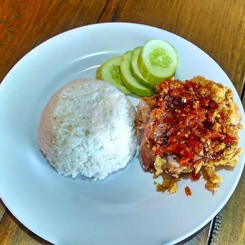 Ayam Geprek Keju menu Ayamania Juara Ayam Geprek, Kasihan