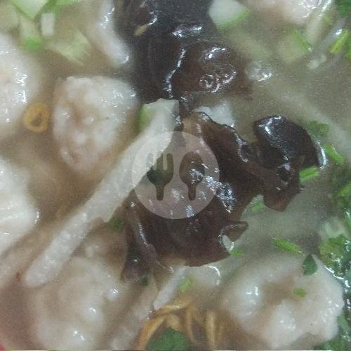 Pempek Santy: Surga Kuliner Pempek di Buah Batu, Bandung