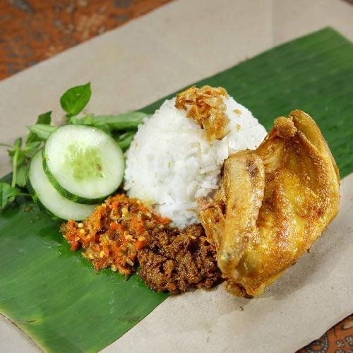 Nasi Ayam Negeri Kremes menu Bebek Mropol, Mojosongo