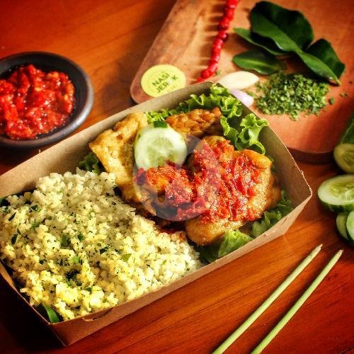 Nasi Jeruk Terong Crispy menu Nasi Jeruk Alani, Dau, Sumbersekar