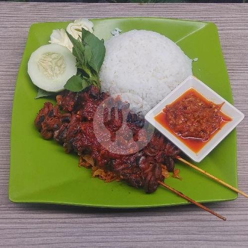 Review Warung Lalapan Rizky: Surga Kuliner Lalapan di Kedungkandang Malang