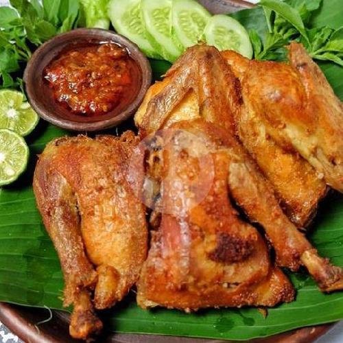 Ayam Penyet Goreng Tanpa Nasi + Sambel Merah + Sambel  Ijo + Lalapan menu Ayam Bakar 77 Bang Jenggot