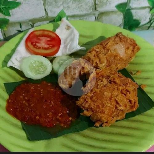 Ikan Asin Balado menu Warung Pecel Emak, Kebon Kacang