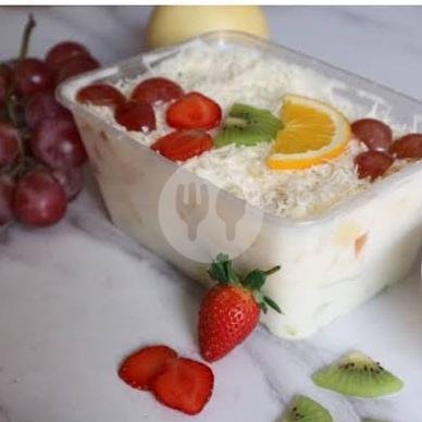Tambah Keju Parut menu Salad Buah SINDIYANI, Condet