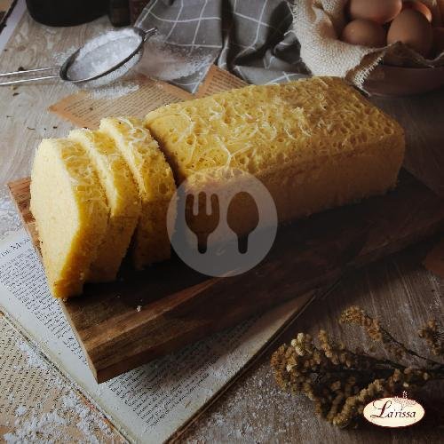 Bolu Bakar Strawberry Keju menu Larissa Bakery Kurdi, Hj Kurdi 1