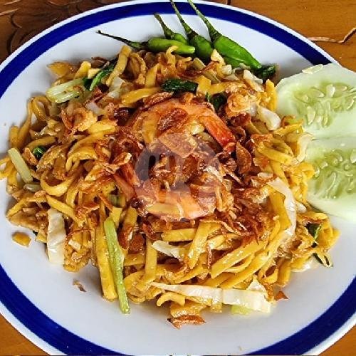 Kwetiau Goreng Seafood menu Waroeng Kemarang Express