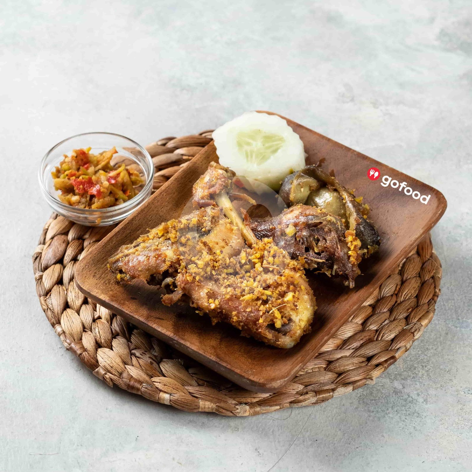 Nasi Putih + Ayam Goreng menu Bebek Sinjay, Soekarno Hatta