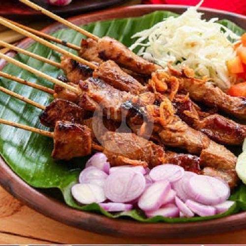 Sate Daging Kelapa (Sapi) Bu Umi menu Sate Bu Umi II Rungkut Alang Alang