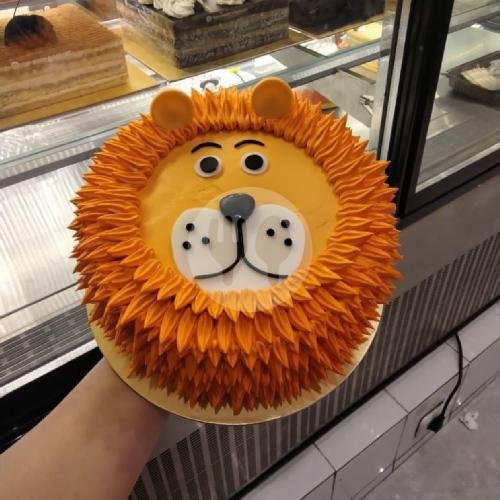 15Cm Creamy Rainbow menu Capital Bakery & Cake, Puri Pesanggrahan