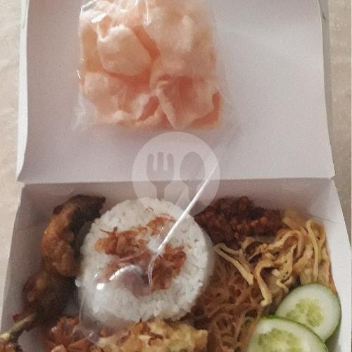 Nasi Kuning Biasa menu Nasi Uduk Bang Iman Persada, Rancabolang