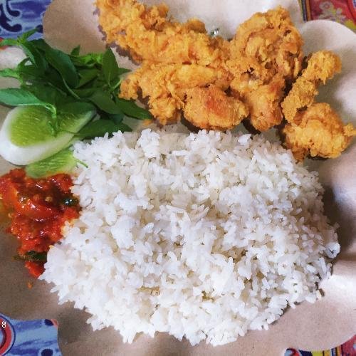 Lalapan Ayam Crispy + Nasi menu Geprek Kangde, Sumbersari