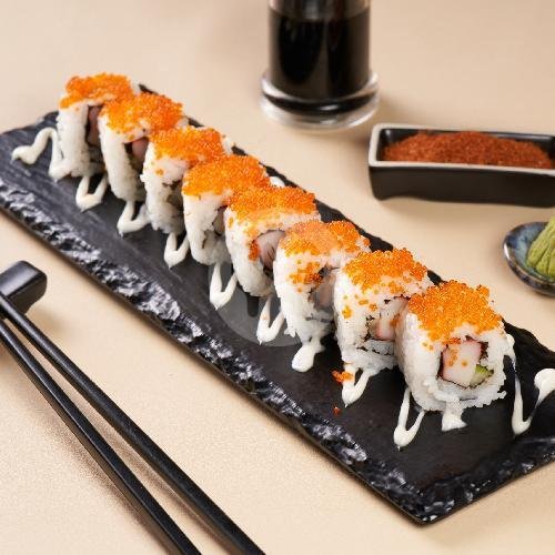 California Roll menu Sushi Me, Bendungan Hilir