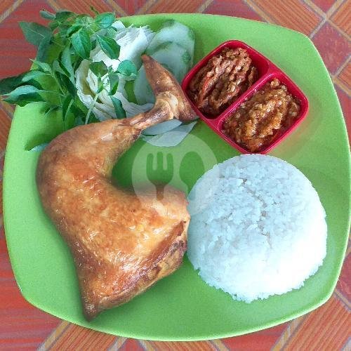 Tepong Goreng menu Ayam Bakar & Ayam Goreng Denas, Colomadu