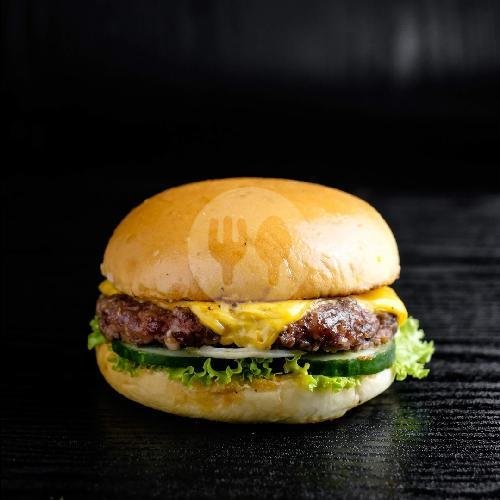 Chicken Cheese Burger (PROMO Gratis Coca Cola) menu Burgerax, Gedongkuning